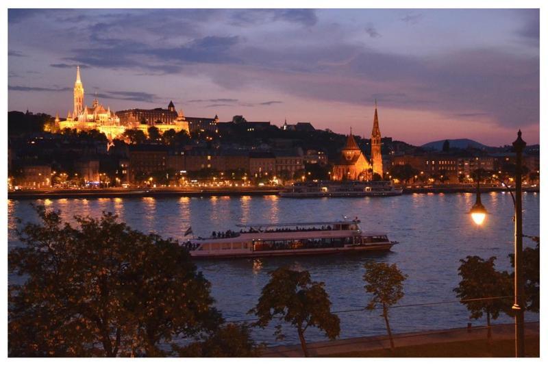 Apartment Castle View บูดาเปสต์ ภายนอก รูปภาพ