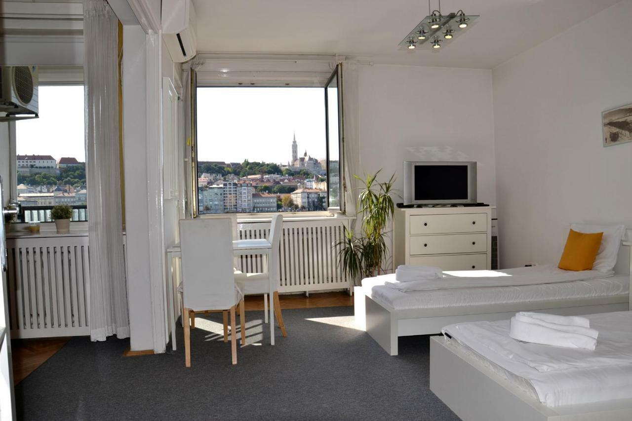 Apartment Castle View บูดาเปสต์ ภายนอก รูปภาพ